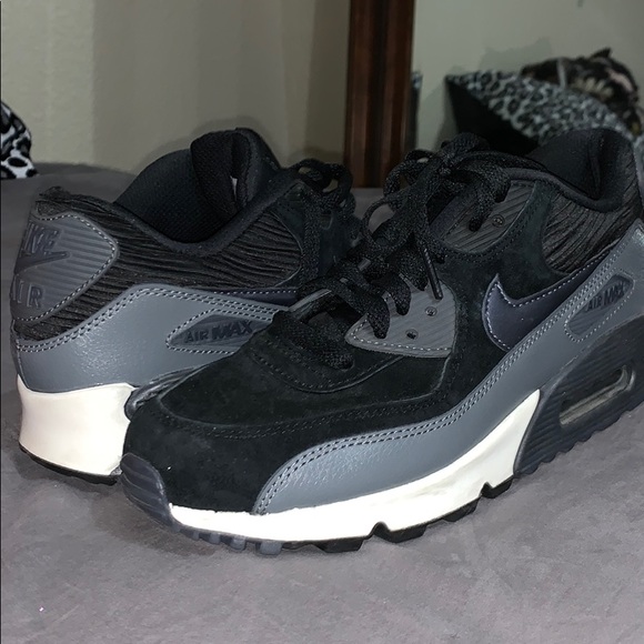 Black/Grey Nike Air Max - Picture 4 of 4